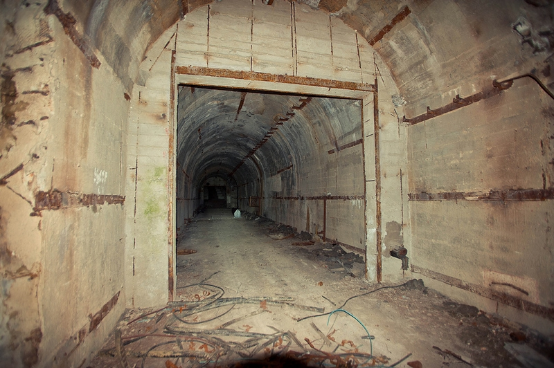 Illustration for article titled Journey into the Dystopian World of Abandoned Soviet Submarine Bases